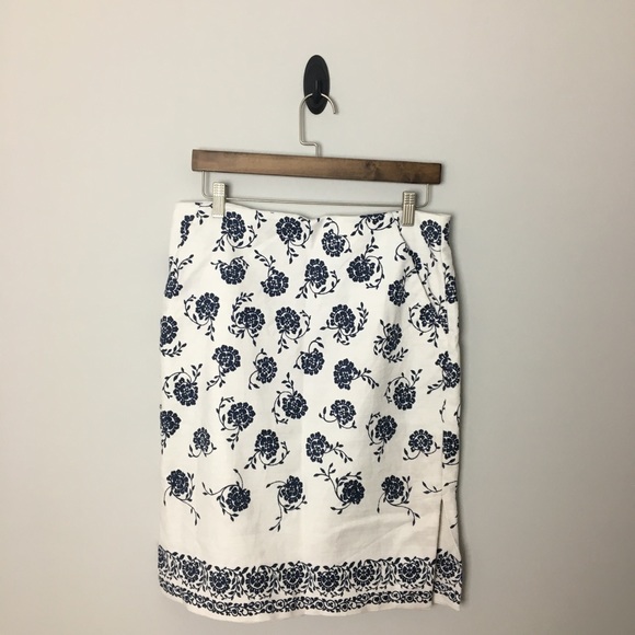 LOFT Dresses & Skirts - LOFT midi skirt